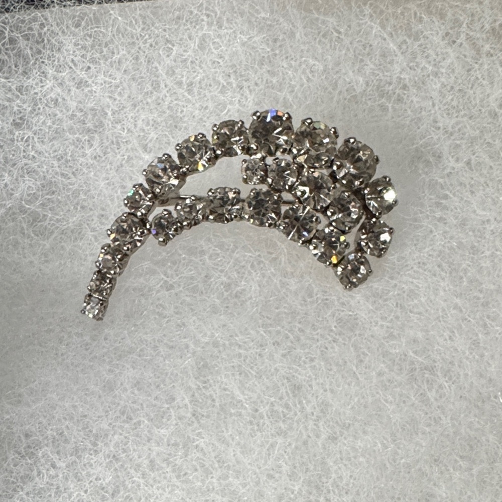 Rhinestone Silver Crystal Brooch